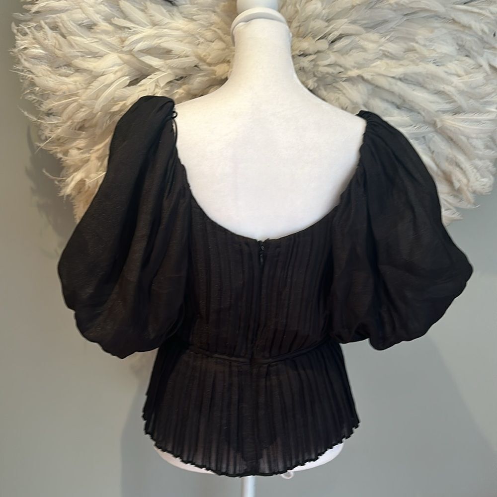 Banana Republic Kali pleated top in black - Picture 3 of 5